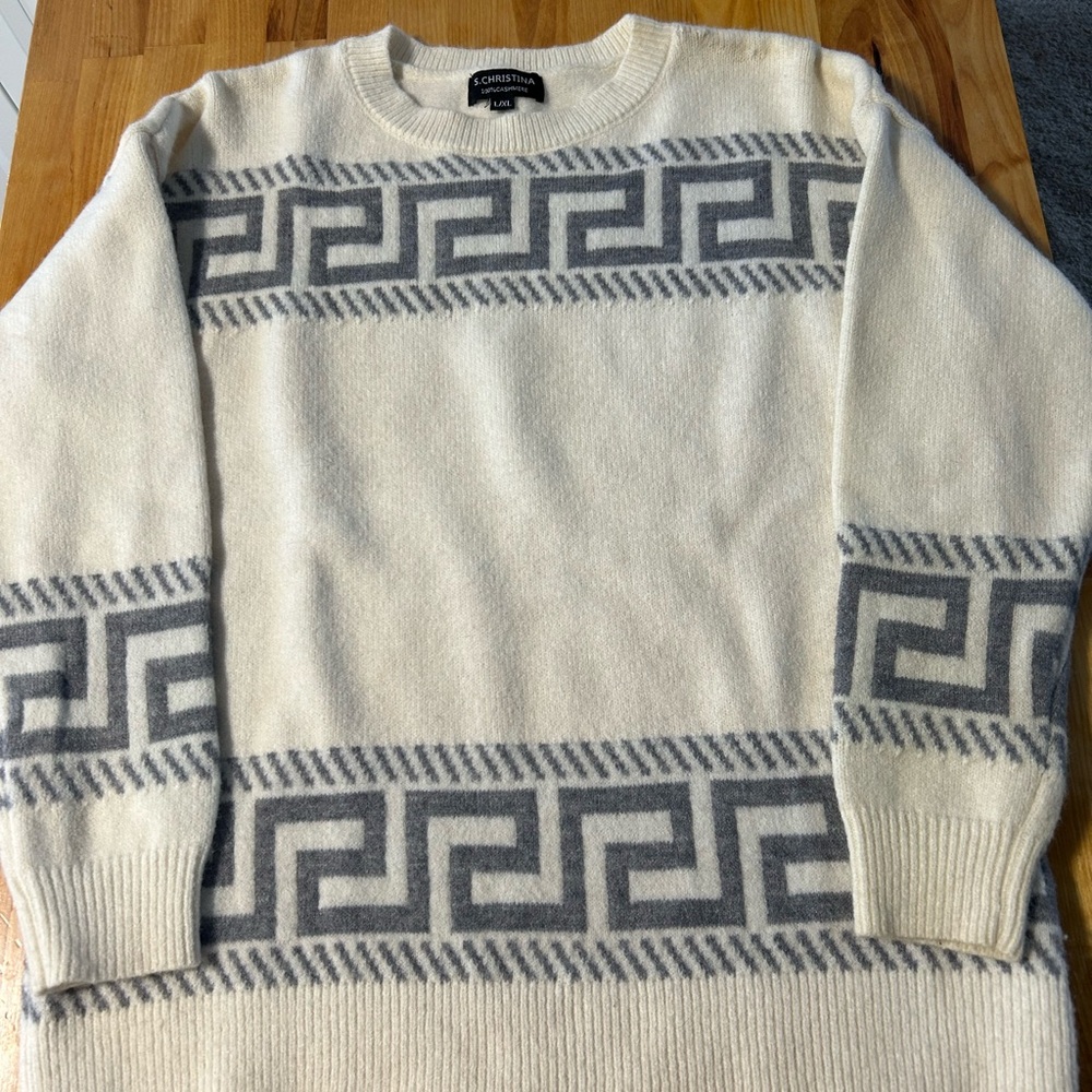 Women’s Cashmere Cream and Gray Sweater Size Large/XL